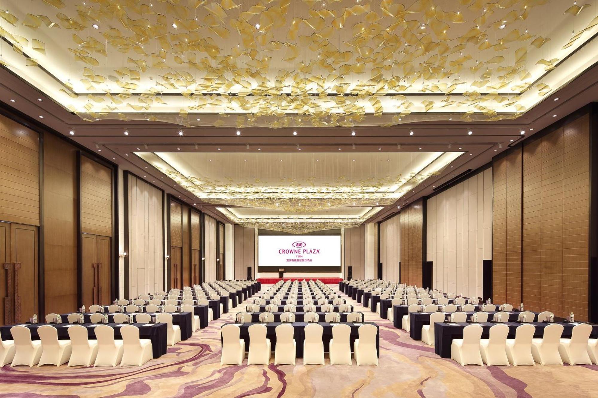 Crowne Plaza Yibin By Ihg Hotel Buitenkant foto